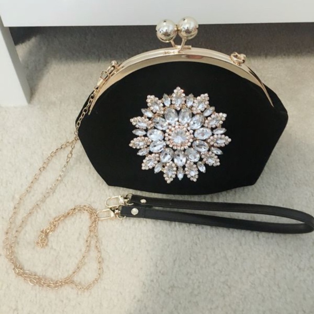 Chain bag - Picture 2 of 3
